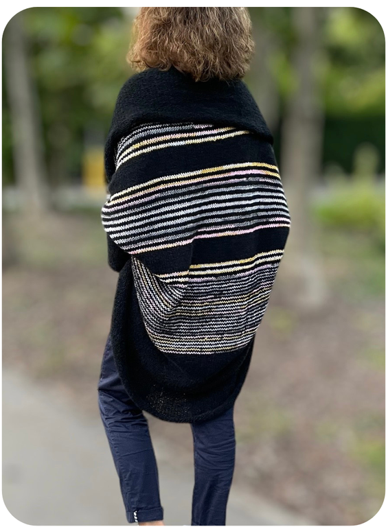 Swetry - Sweter Arni czarny cieniowany (1)